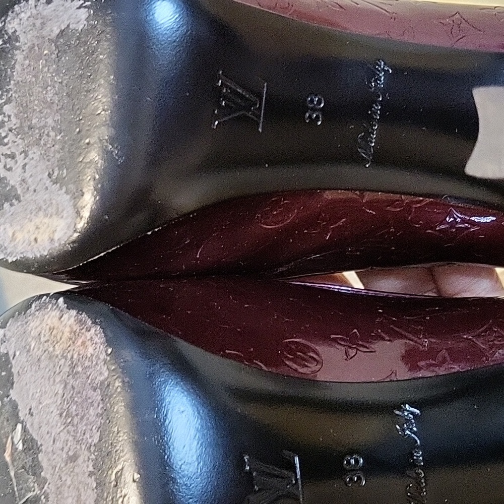 Louis Vuitton shoes. - Picture 5 of 10